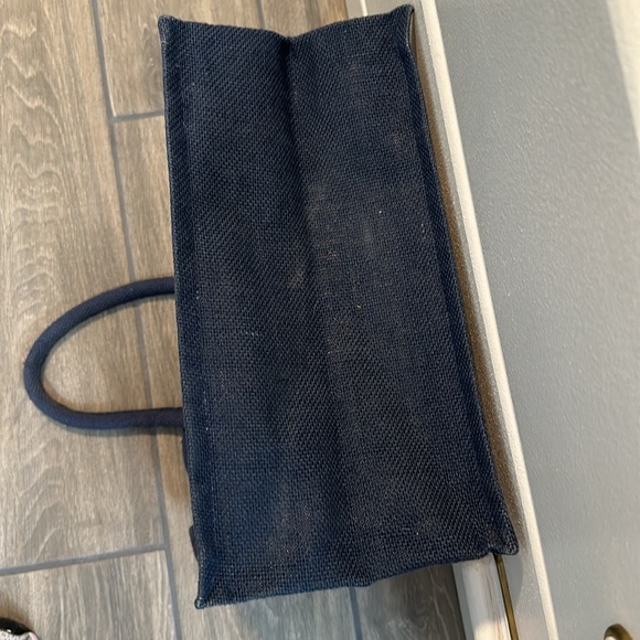 Brittania Royal Yacht canvas bag. Blue red and tan burlap. 13x12 without handles - Picture 4 of 4